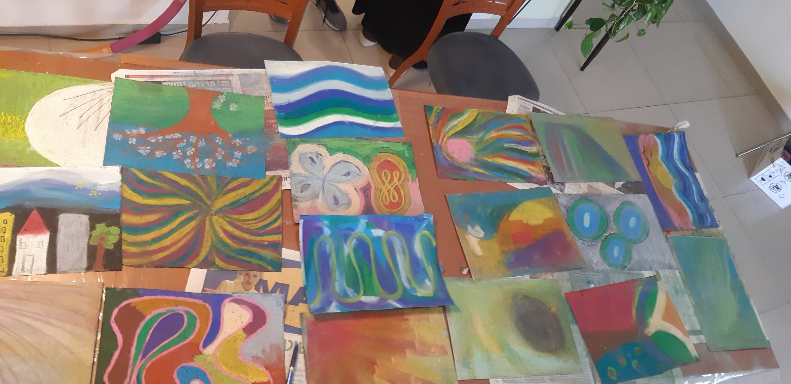 ציורים של משתתפות